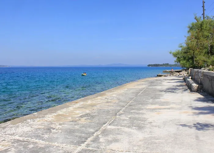 Vakantiehuis House With A Parking Space Zman, Dugi Otok - 25284 *